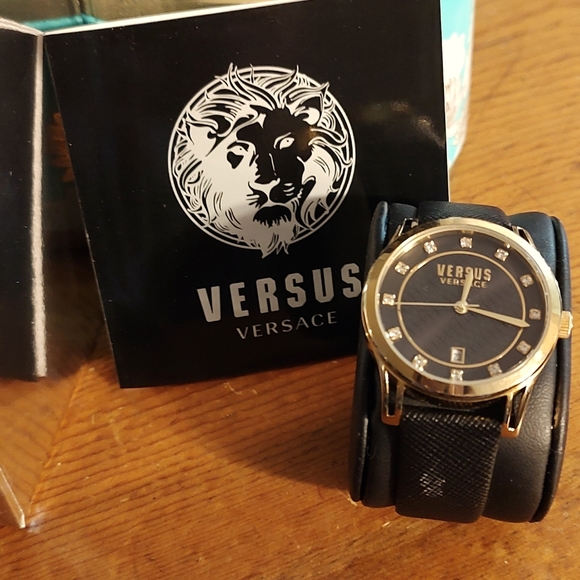 Versus Versace Women\'s leather watch from Madaluxe Vault main image 5